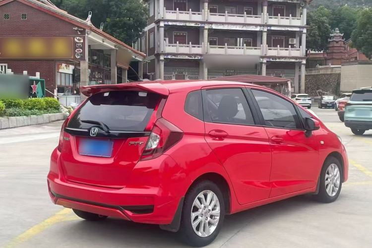Used Honda Fit 2018 1.5L CVT Comfort Sunroof Version Rear Right 45 Deg