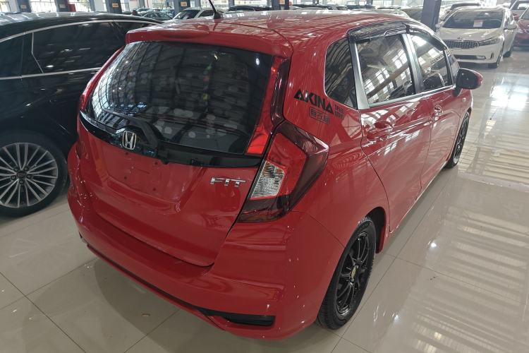 Used Honda Fit 2018 1.5L CVT Comfort Sunroof Version Rear Right 45 Deg
