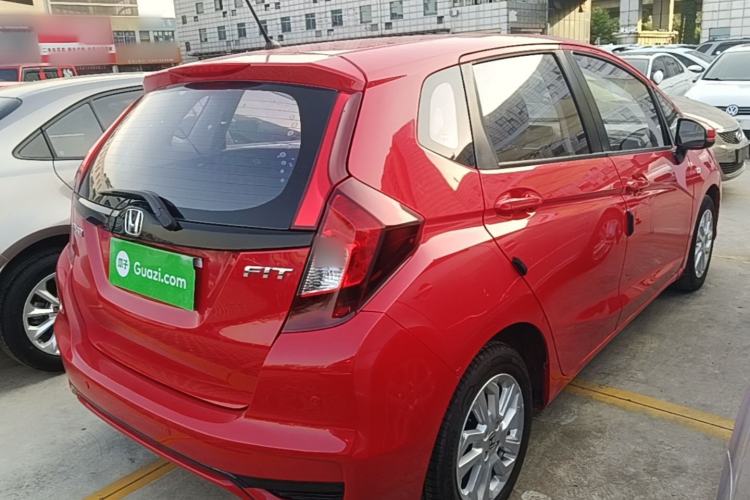 Used Honda Fit 2018 1.5L CVT Comfort Sunroof Version Rear Right 45 Deg
