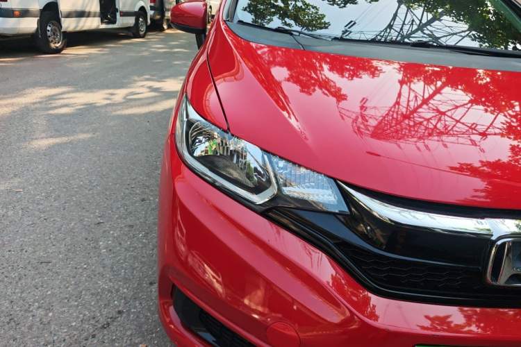 Used Honda Fit 2018 1.5L CVT Comfort Sunroof Version Right Front Headlight