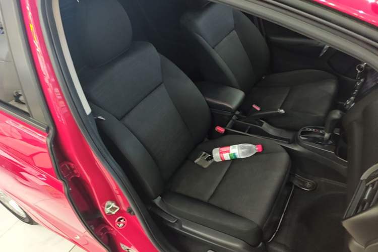 Used Honda Fit 2018 1.5L CVT Comfort Sunroof Version Right Front Seat