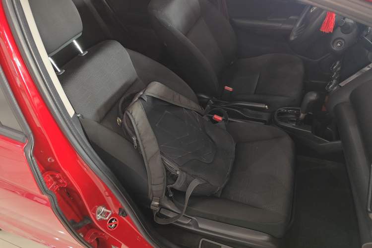 Used Honda Fit 2018 1.5L CVT Comfort Sunroof Version Right Front Seat