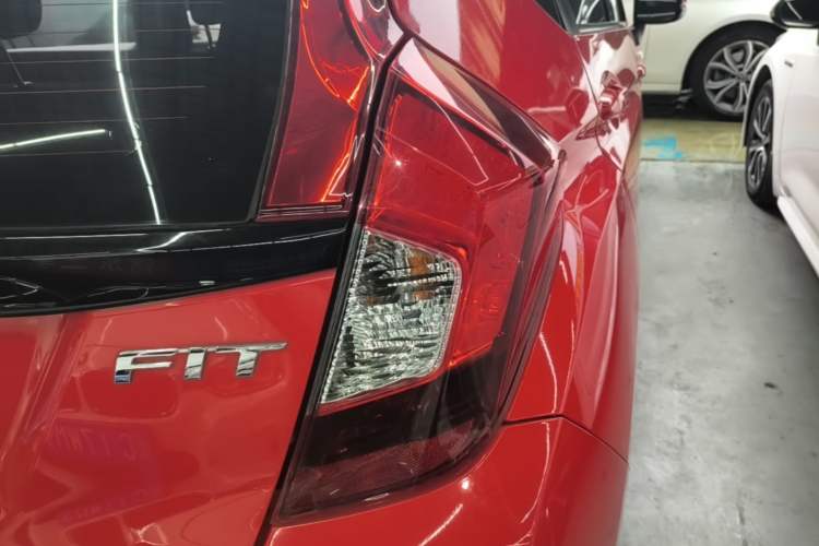 Used Honda Fit 2018 1.5L CVT Comfort Sunroof Version Right Rear Taillight
