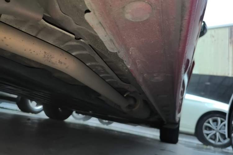 Used Honda Fit 2018 1.5L CVT Comfort Sunroof Version Right Side Sill