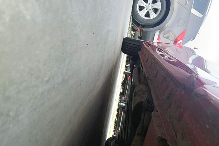 Used Honda Fit 2018 1.5L CVT Comfort Sunroof Version Right Side Sill