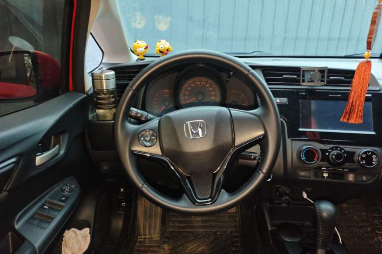 Used Honda Fit 2018 1.5L CVT Comfort Sunroof Version Steering Wheel