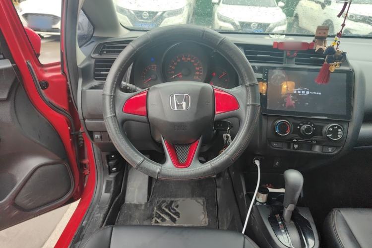 Used Honda Fit 2018 1.5L CVT Comfort Sunroof Version Steering Wheel