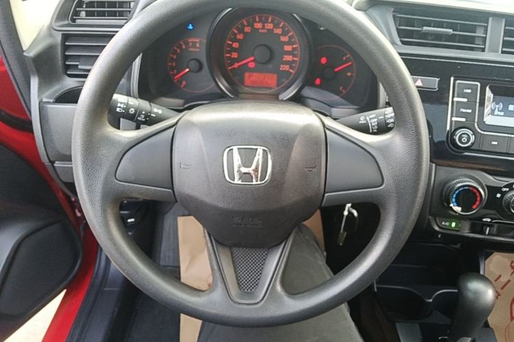 Used Honda Fit 2018 1.5L CVT Comfort Sunroof Version Steering Wheel