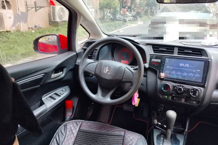 Used Honda Fit 2018 1.5L CVT Comfort Sunroof Version Steering Wheel