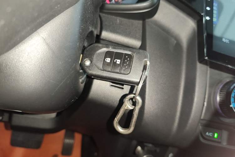 Used Honda Fit 2018 1.5L CVT Comfort Sunroof Version Vehicle Key