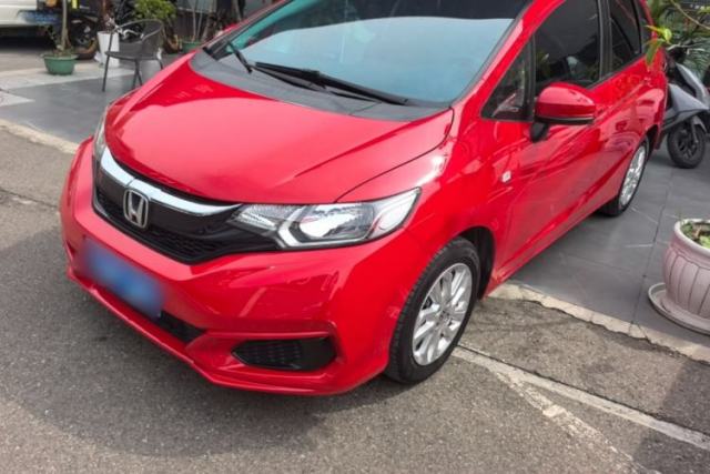 Used Honda Fit 2018 1.5L CVT Comfort Sunroof Version