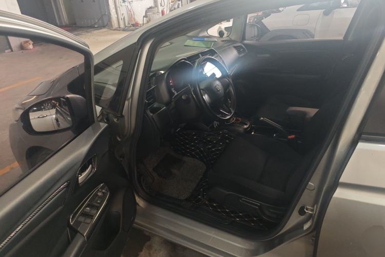 Used Honda Fit 2018 1.5L CVT Comfort Sunroof Version Driver Seat