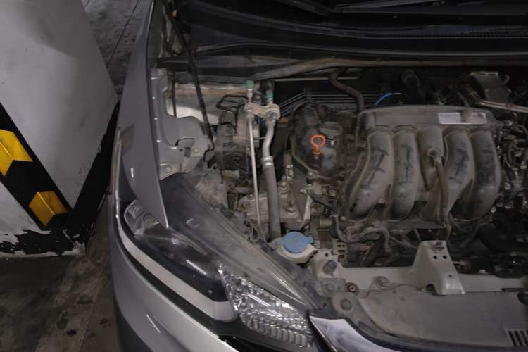 Used Honda Fit 2018 1.5L CVT Comfort Sunroof Version Engine Bay Right