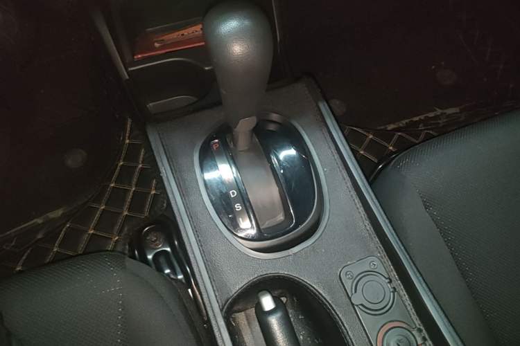 Used Honda Fit 2018 1.5L CVT Comfort Version Gear Lever