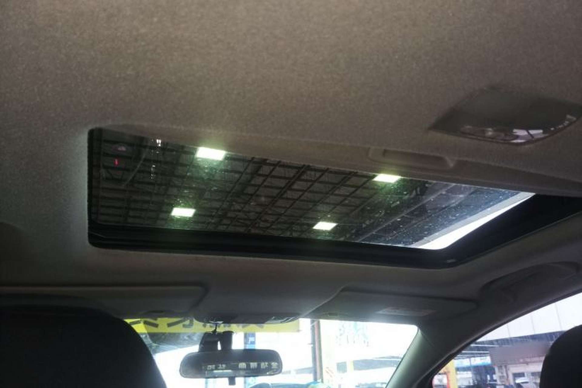Used Honda Fit 2018 1.5L CVT Comfort Sunroof Version Headliner