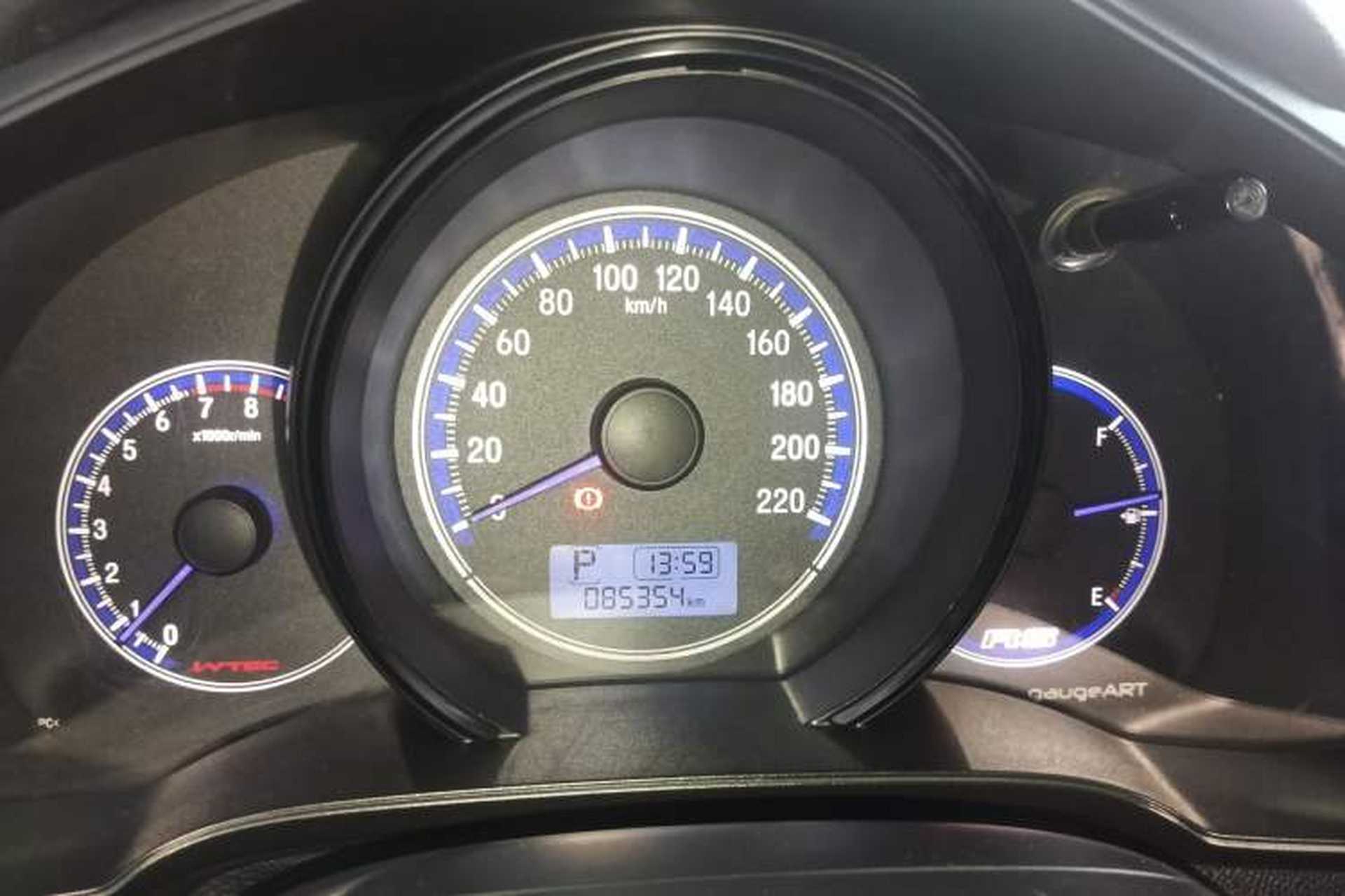 Used Honda Fit 2018 1.5L CVT Comfort Sunroof Version Instrument Cluster