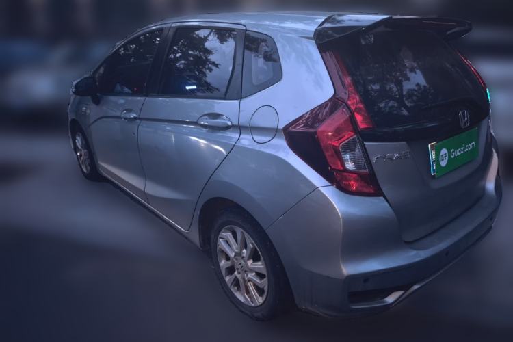 Used Honda Fit 2018 1.5L CVT Comfort Sunroof Version Rear Left 45 Deg