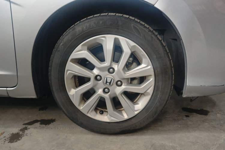 Used Honda Fit 2018 1.5L CVT Comfort Sunroof Version Right Front Wheel Hub