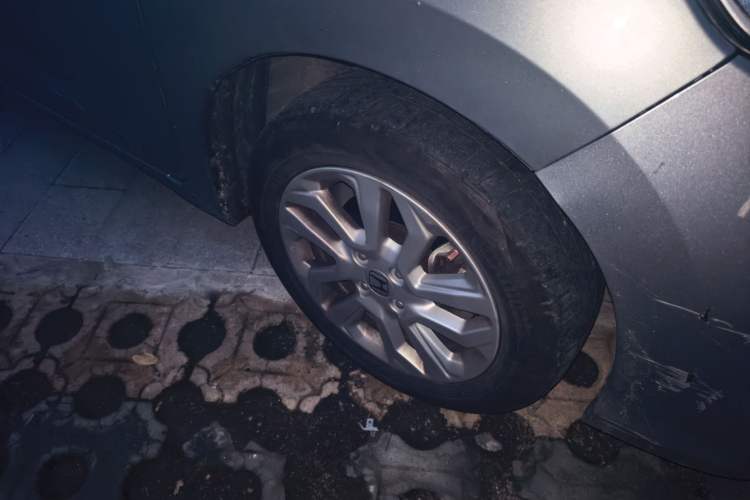 Used Honda Fit 2018 1.5L CVT Comfort Sunroof Version Right Front Wheel Hub