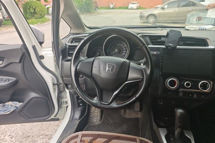 Used Honda Fit 2018 1.5L CVT Trendy Run+ Edition Steering Wheel