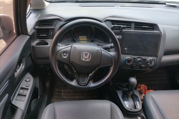 Used Honda Fit 2018 1.5L CVT Comfort Sunroof Version Steering Wheel