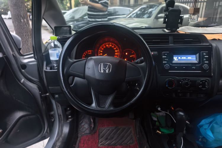 Used Honda Fit 2018 1.5L CVT Comfort Sunroof Version Steering Wheel