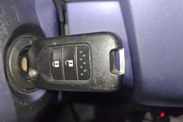 Used Honda Fit 2018 1.5L CVT Comfort Sunroof Version Vehicle Key