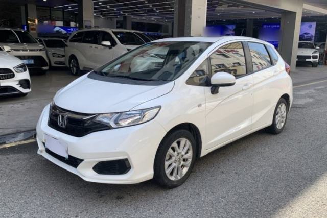 Used Honda Fit 2018 1.5L CVT Comfort Sunroof Version