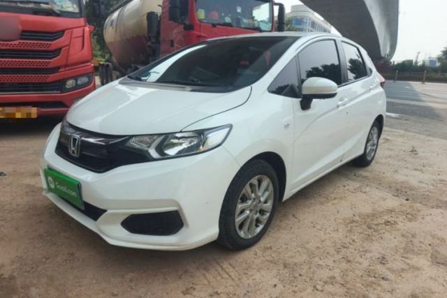 Used Honda Fit 2018 1.5L CVT Comfort Sunroof Version