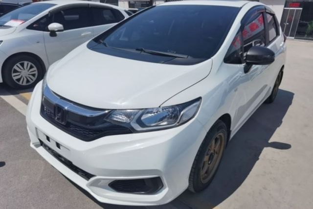 Used Honda Fit 2018 1.5L CVT Comfort Sunroof Version