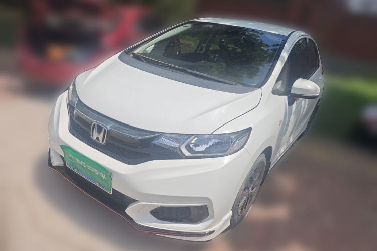 Honda Fit 2018 1.5L CVT Comfort Version с пробегом Guazi used car, China used car export, Used car for sale, Used cars, Cheapest cars for sale