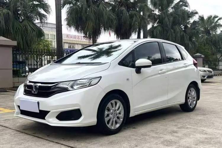 Used Honda Fit 2018 1.5L CVT Comfort Sunroof Version Guazi used car, China used car export, Used car for sale, Used cars, Cheapest cars for sale