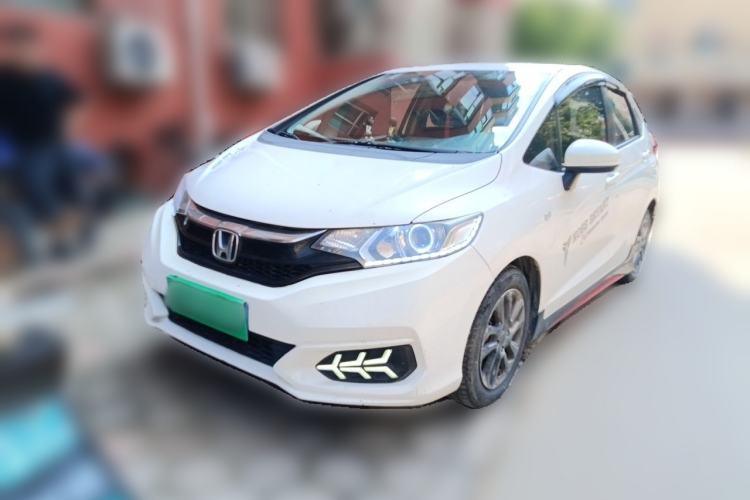 Honda Fit 2018 1.5L CVT Comfort Sunroof Version usata Guazi used car, China used car export, Used car for sale, Used  cars, Cheapest cars for sale