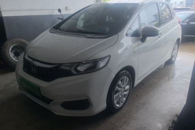 Ojetý Honda Fit 2018 1.5L CVT Comfort Sunroof Version