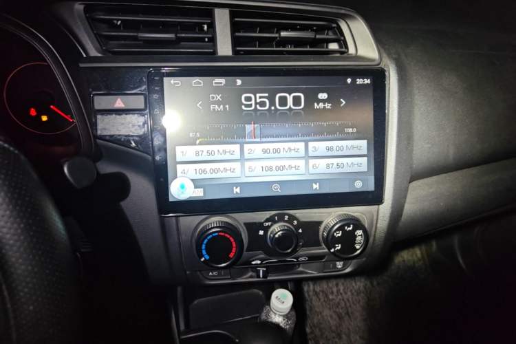 Used Honda Fit 2018 1.5L CVT Comfort Version Audio And AC Panel