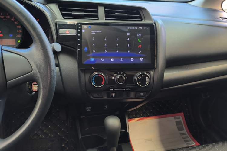 Used Honda Fit 2018 1.5L CVT Comfort Version Audio And AC Panel