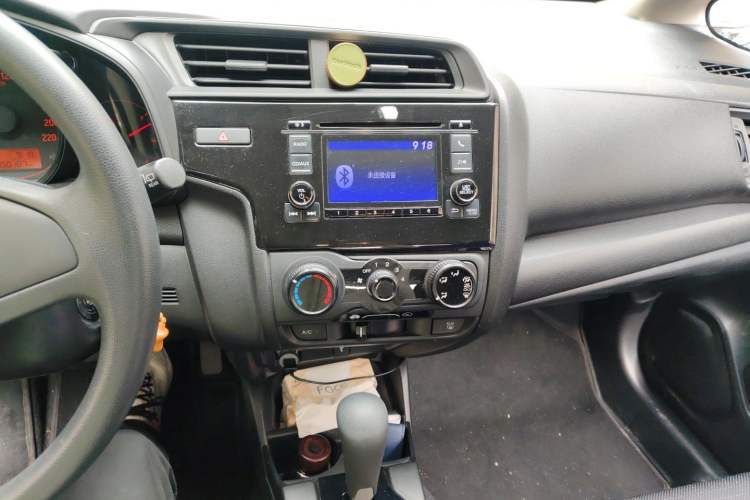 Used Honda Fit 2018 1.5L CVT Comfort Version Audio And AC Panel