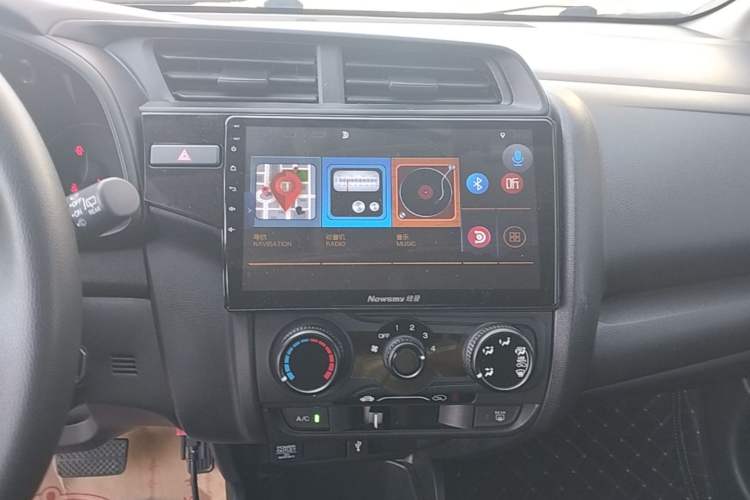 Used Honda Fit 2018 1.5L CVT Comfort Sunroof Version Audio And AC Panel