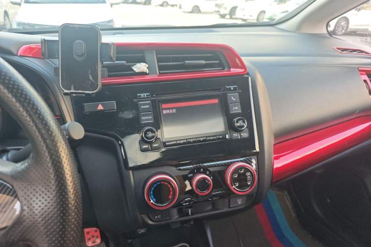 Used Honda Fit 2018 1.5L CVT Comfort Sunroof Version Audio And AC Panel