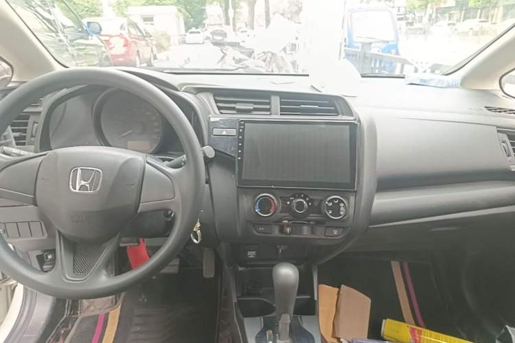 Used Honda Fit 2018 1.5L CVT Comfort Version Audio And AC Panel