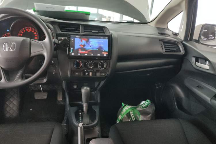 Used Honda Fit 2018 1.5L CVT Comfort Version Audio And AC Panel