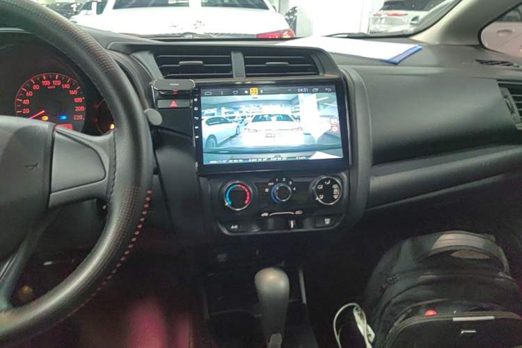 Used Honda Fit 2018 1.5L CVT Comfort Version Audio And AC Panel