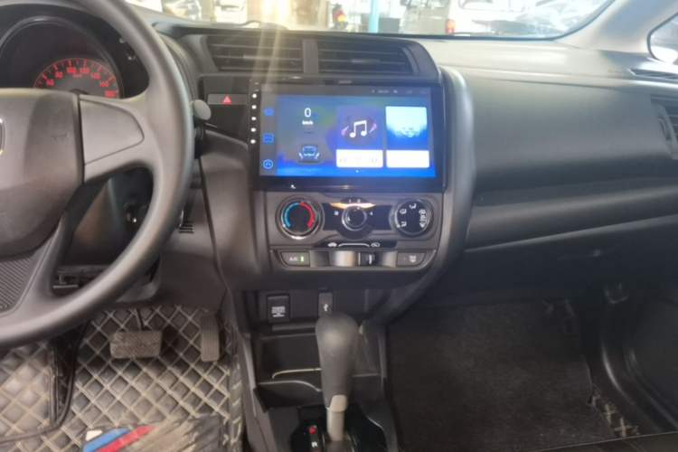 Used Honda Fit 2018 1.5L CVT Comfort Version Audio And AC Panel