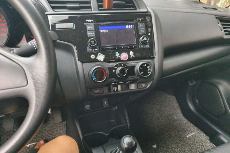 Used Honda Fit 2018 1.5L Manual Comfort Version Audio And AC Panel