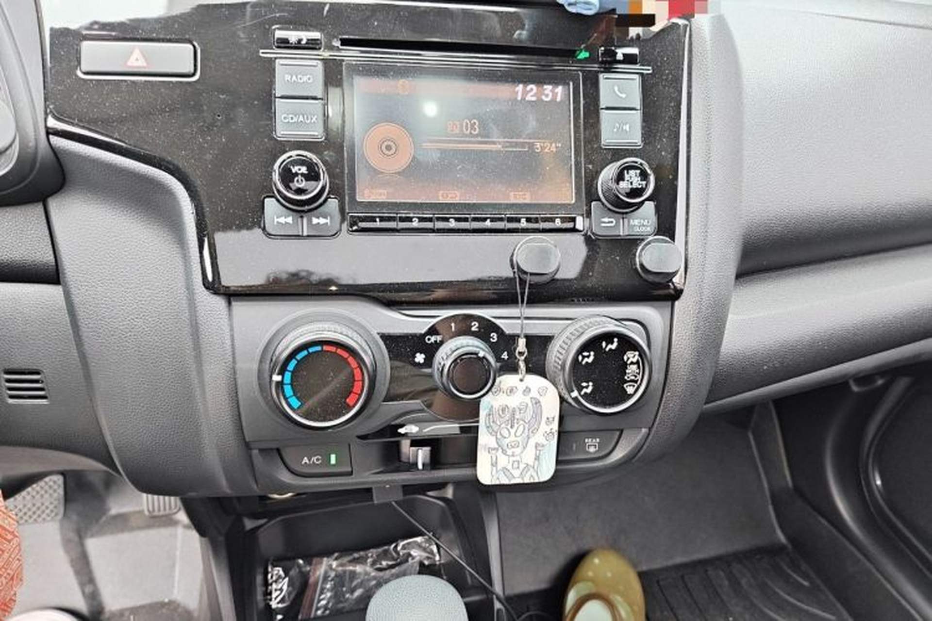 Used Honda Fit 2018 1.5L CVT Comfort Sunroof Version Audio And AC Panel