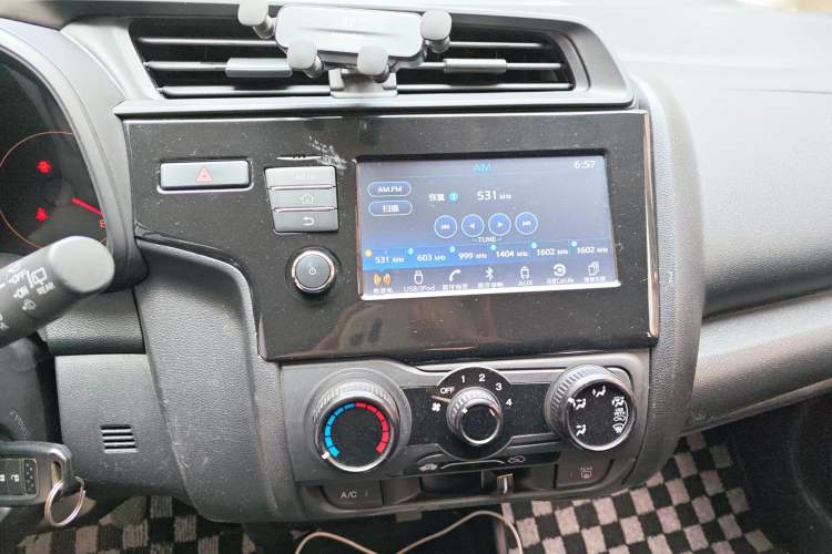 Used Honda Fit 2018 1.5L Manual Comfort Version Audio And AC Panel