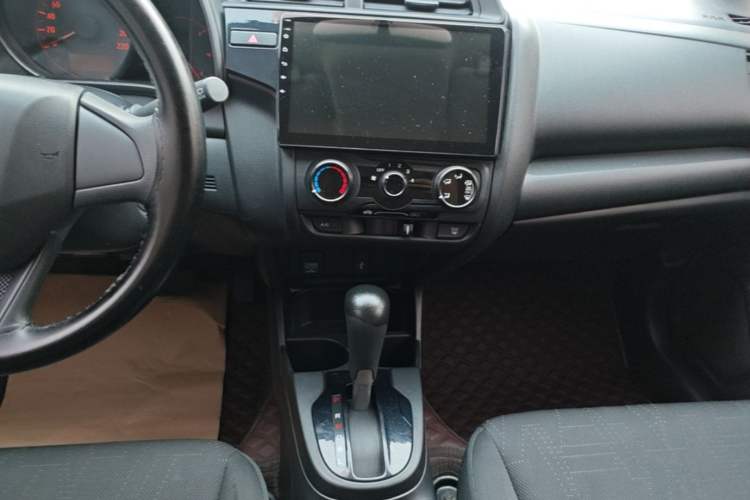 Used Honda Fit 2018 1.5L CVT Comfort Version Audio And AC Panel