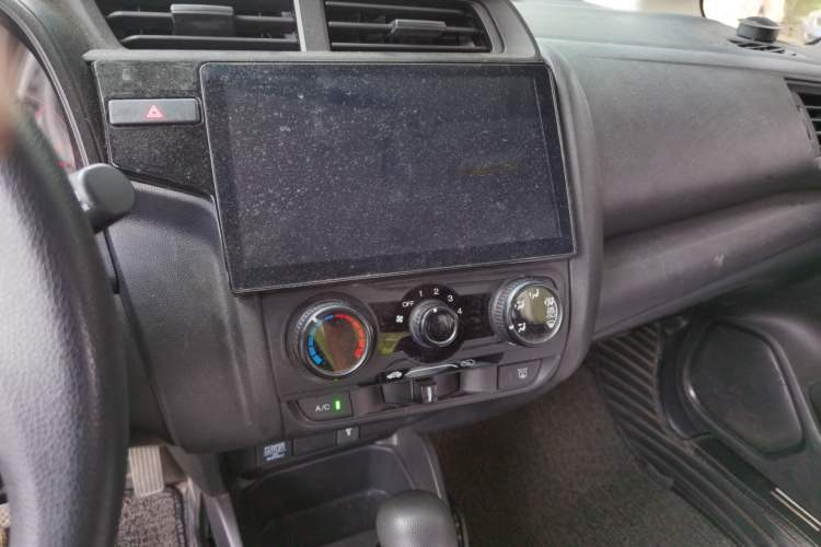 Used Honda Fit 2018 1.5L CVT Comfort Version Audio And AC Panel