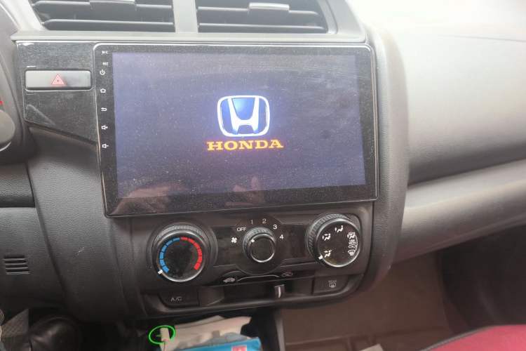 Used Honda Fit 2018 1.5L CVT Comfort Version Audio And AC Panel