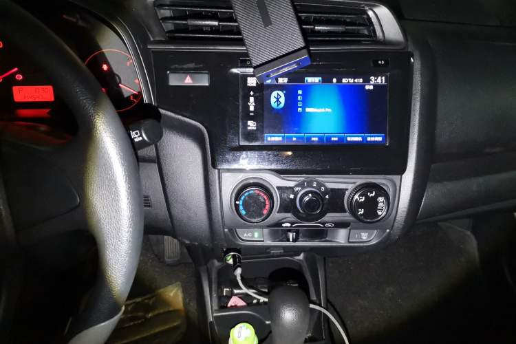 Used Honda Fit 2018 1.5L CVT Comfort Version Audio And AC Panel